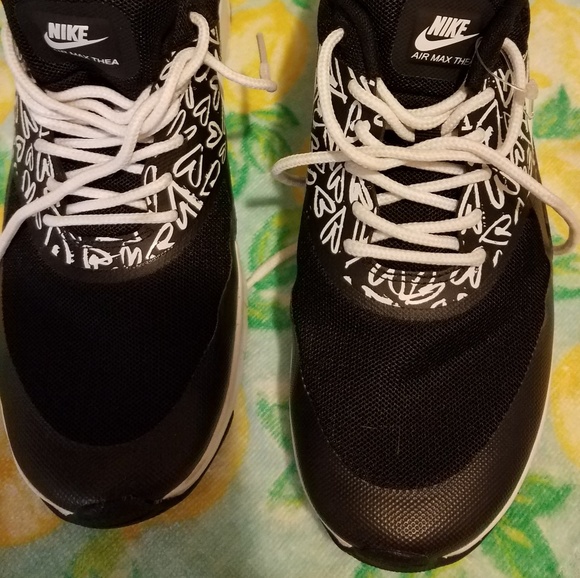 Nike Air Max Thea Sneakers - Picture 2 of 4